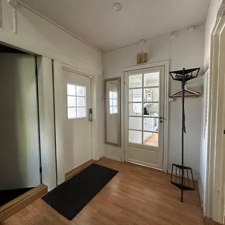 Oslo Twin & Family *